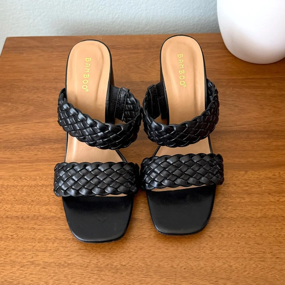 Bamboo Black Woven Braided Square Toe Block Heels Sandals Size 8.5 Vegan Leather - Picture 3 of 9